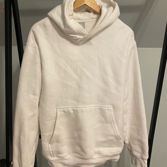 Aritzia cozy AF hoodie - Picture 3 of 3